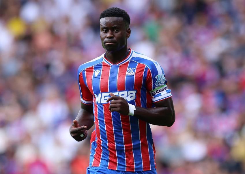 记者：格伊在曼城的周薪大约为30万英镑，队内仅次于哈兰德